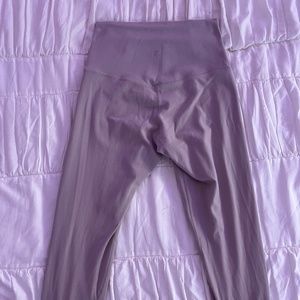 Lulu aligns  Violet Verbena size 4